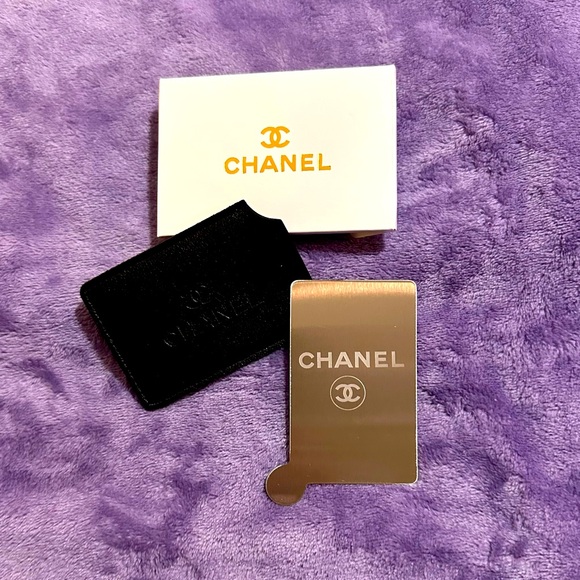 New CHANEL Black Leather Case make up mirror. NWOT - Picture 1 of 3